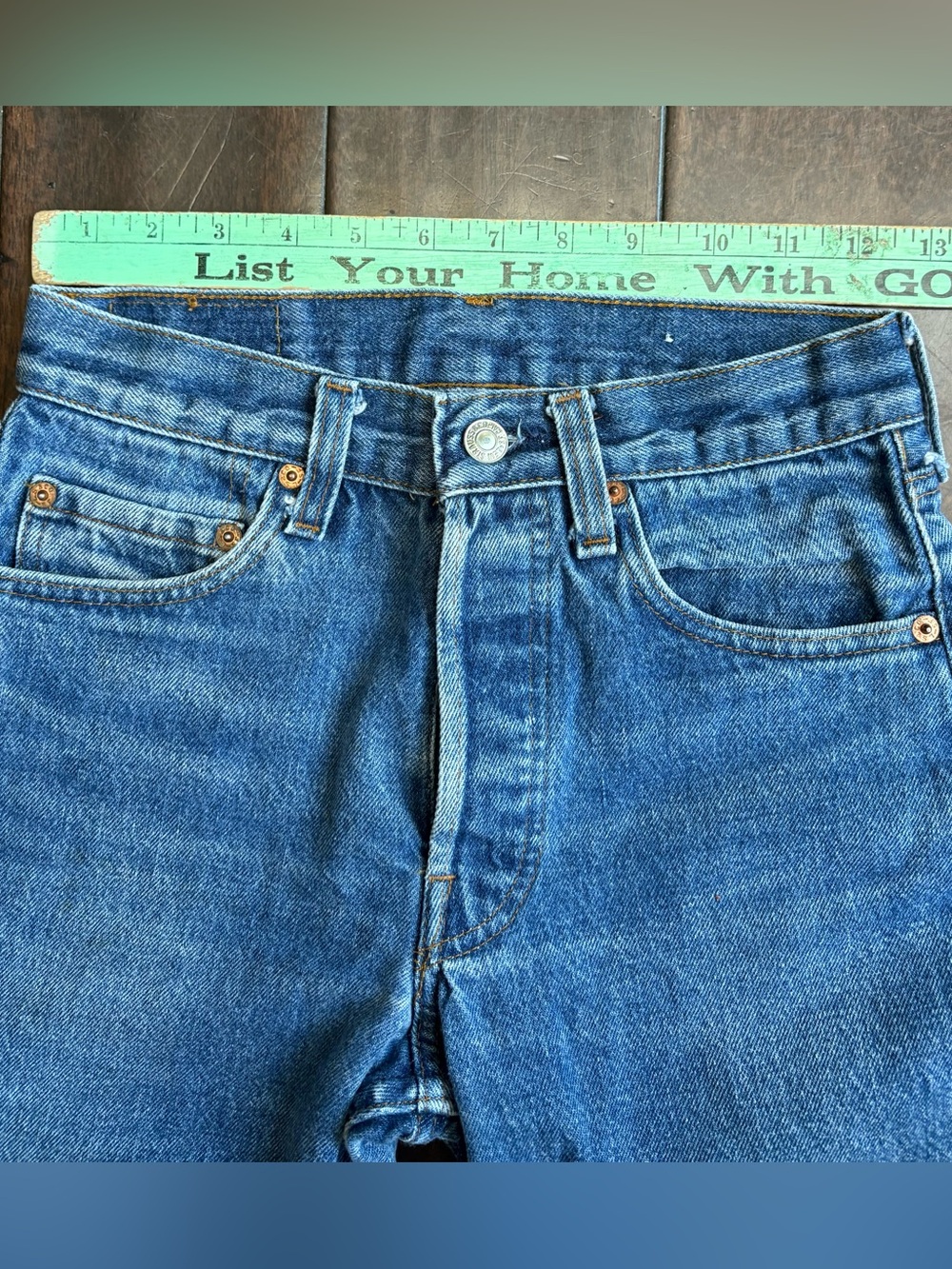 Vintage 1980’s Levi's 501 Button-Fly Medium Wash Blue Jeans - Made in USA - Picture 8 of 12